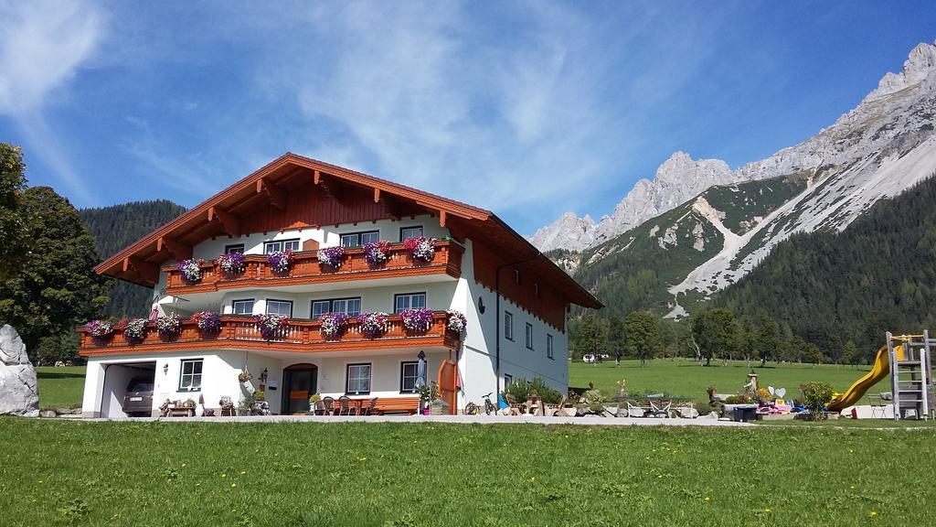 Pernerhof Apartment Ramsau am Dachstein Bagian luar foto